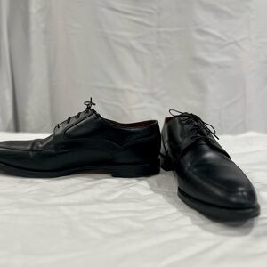 Brooks Brothers like new dress shoes